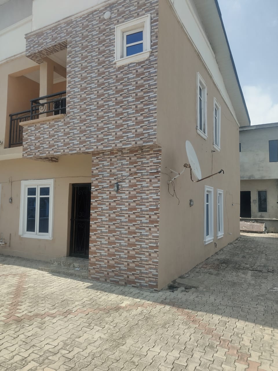 1 Unit of well finished NEW 3 bedroom TERRACE DUPLEX