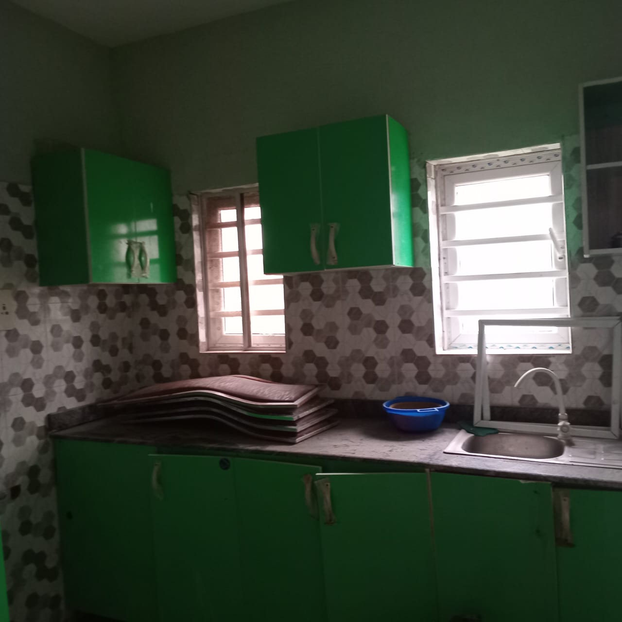 2 Bedroom Flat (Downstairs) for Rent